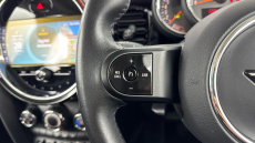 MINI Hatchback 1.5 Cooper Classic 5dr Auto [Nav Pack] Petrol Hatchback